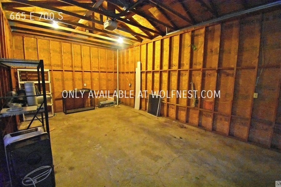 Remodeled 2 Bed Downtown Salt Lake Home! No Deposit Option! property image