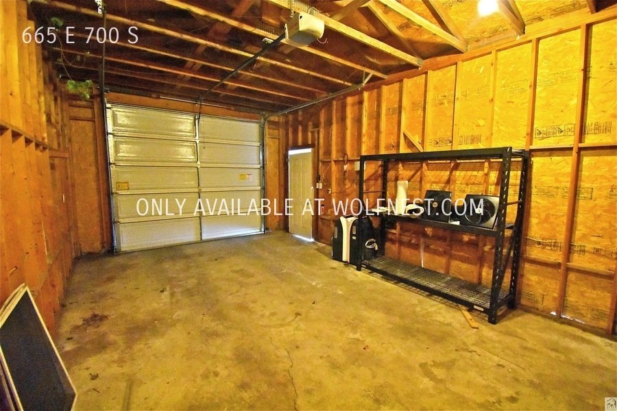 Remodeled 2 Bed Downtown Salt Lake Home! No Deposit Option! property image