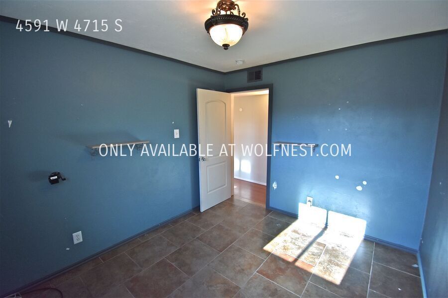 Lovely 4 Bed Kearns Home! No Deposit Option! property image