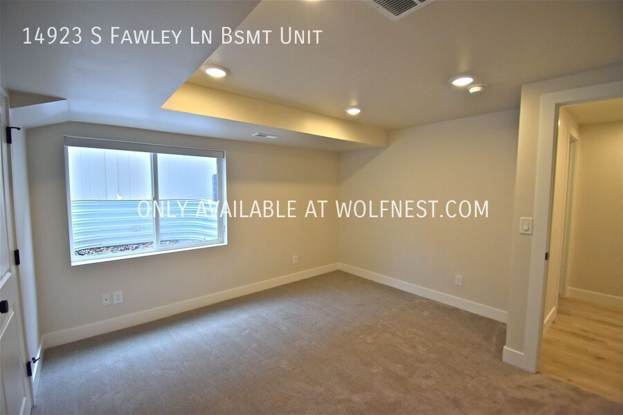 Amazing 2 Bed Herriman BSMT Unit! No Deposit Option! property image