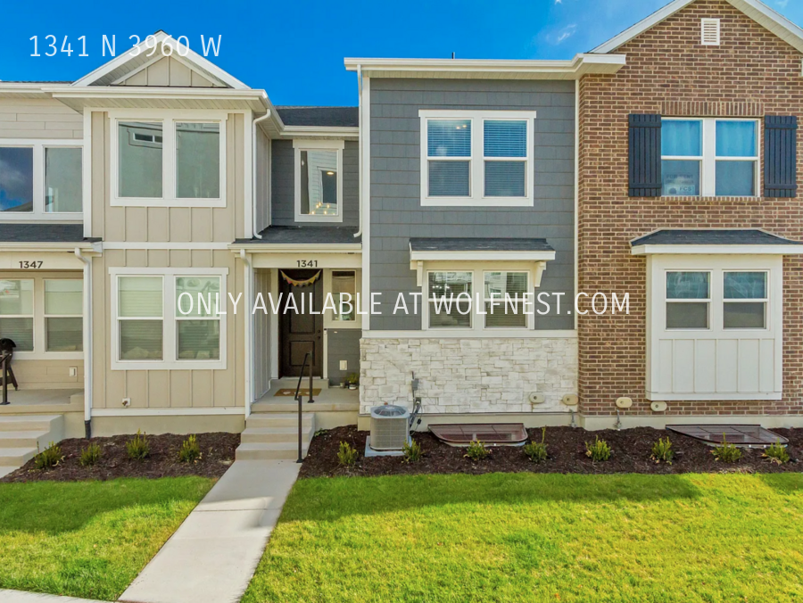 Stunning 3 Bed Lehi Townhome! No Deposit Option! property image