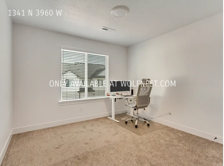 Stunning 3 Bed Lehi Townhome! No Deposit Option! property image