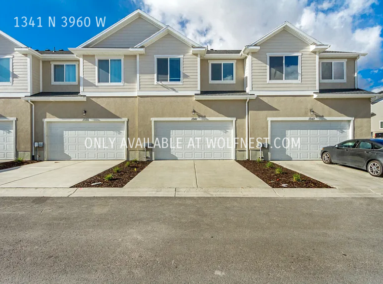 Stunning 3 Bed Lehi Townhome! No Deposit Option! property image