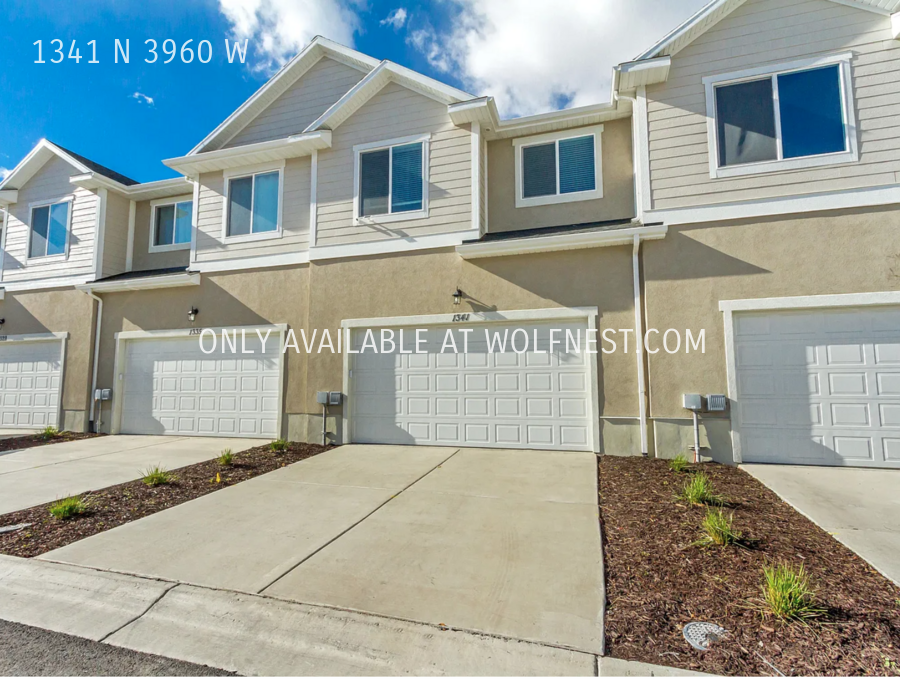 Stunning 3 Bed Lehi Townhome! No Deposit Option! property image