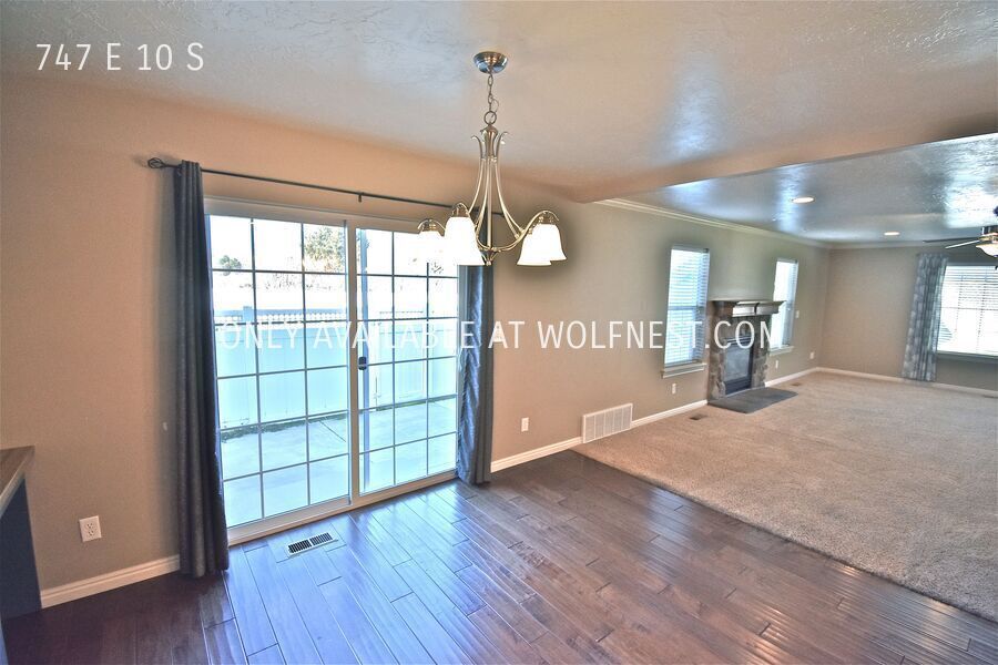 Beautiful 4 Bed American Fork Townhome! No Deposit Option! property image