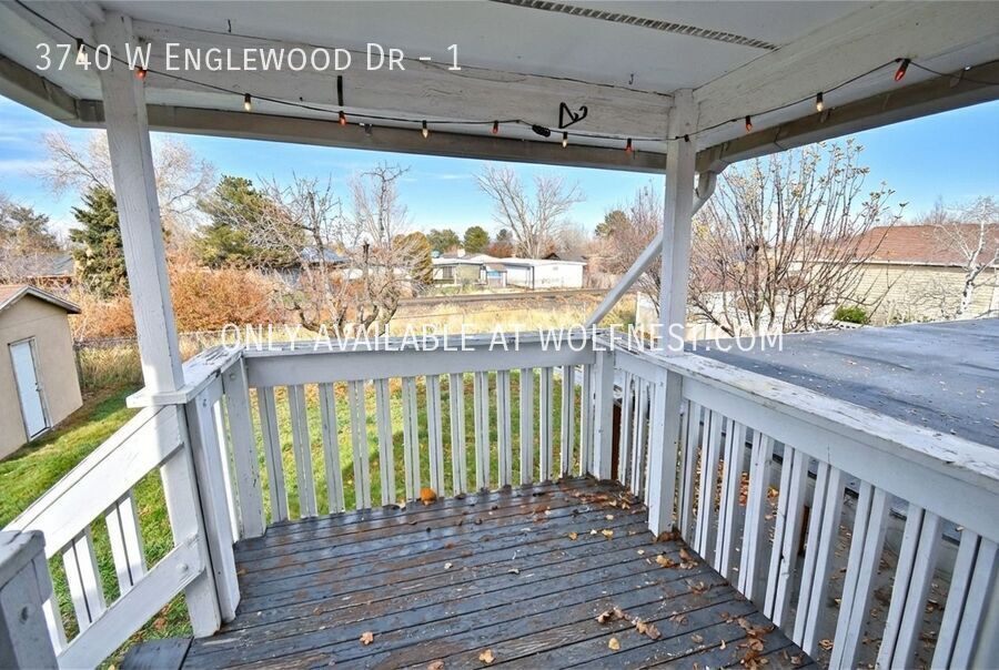 Remodeled 2 Bed Taylorsville Upstairs Unit! No Deposit Option! property image