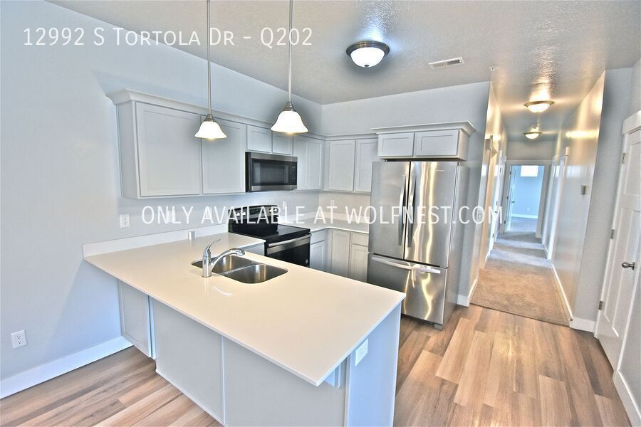 Amazing 3 Bed Herriman Condo! No Deposit Option! property image