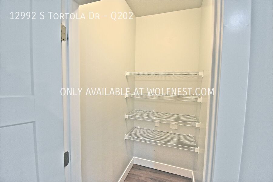 Amazing 3 Bed Herriman Condo! No Deposit Option! property image