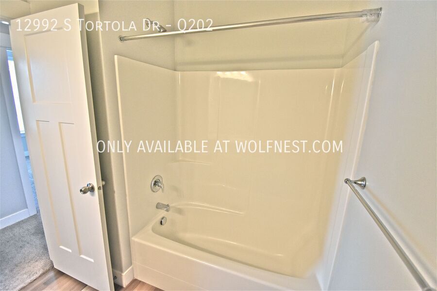 Amazing 3 Bed Herriman Condo! No Deposit Option! property image