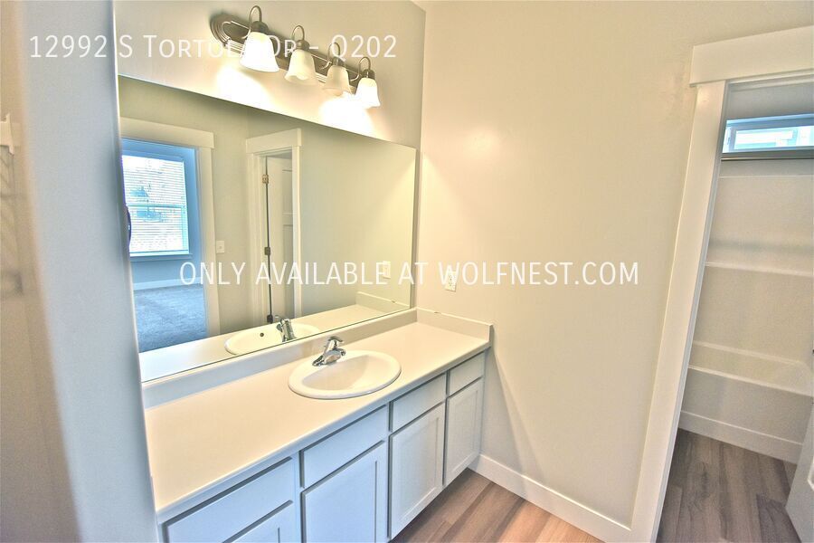 Amazing 3 Bed Herriman Condo! No Deposit Option! property image