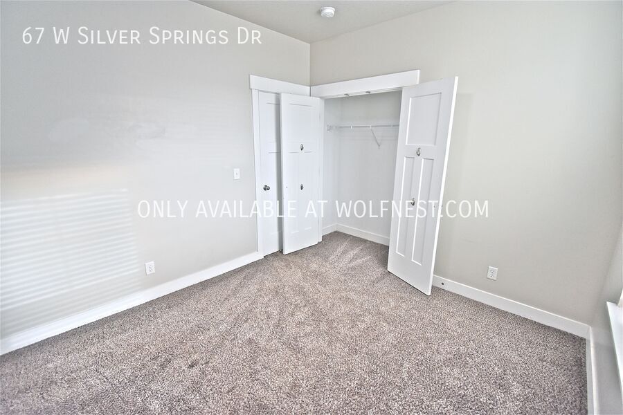 Stunning 3 Bed Vineyard Condo! No Deposit Option! property image