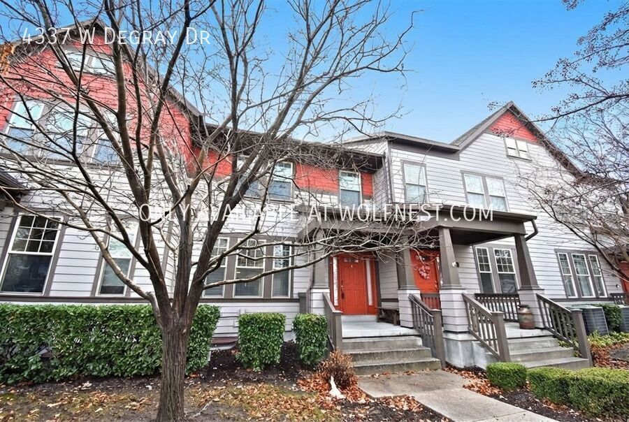 Spacious 4 Bed Daybreak Townhome! property image