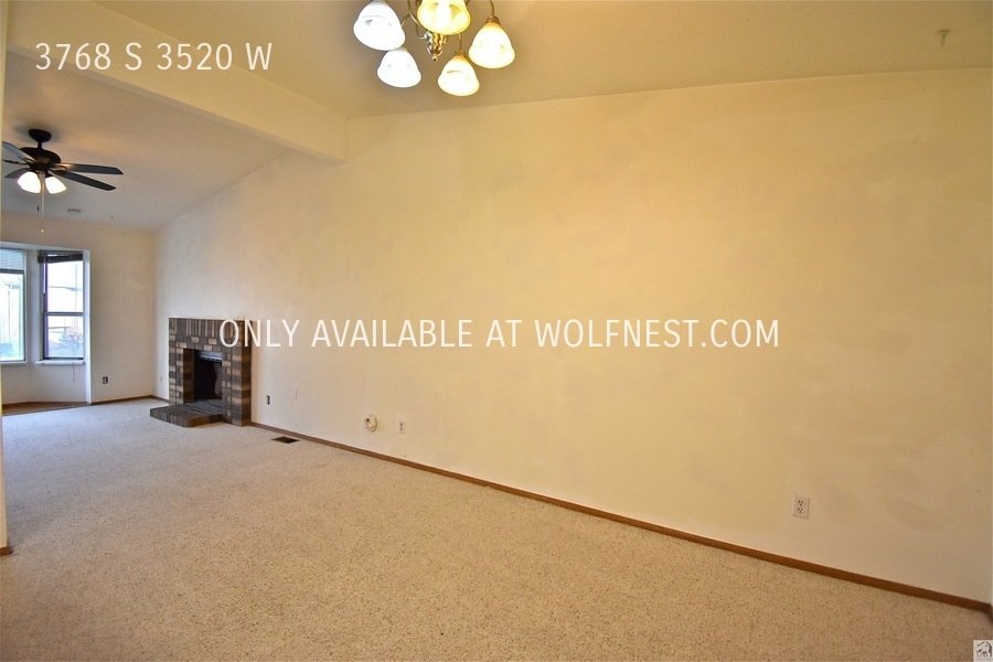 Lovely 3 Bed West Valley Townhome! No Deposit Option! property image