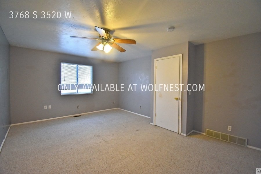 Lovely 3 Bed West Valley Townhome! No Deposit Option! property image