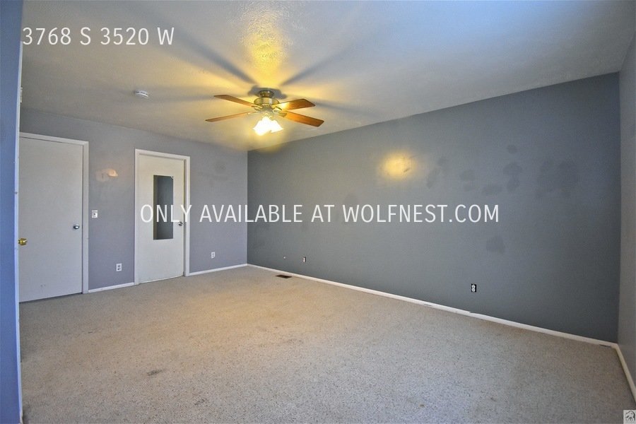 Lovely 3 Bed West Valley Townhome! No Deposit Option! property image