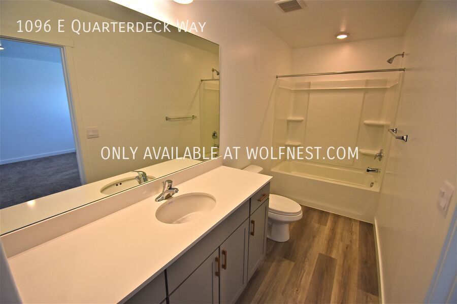 Stunning 4 Bed Saratoga Springs Townhome! No Deposit Option! property image