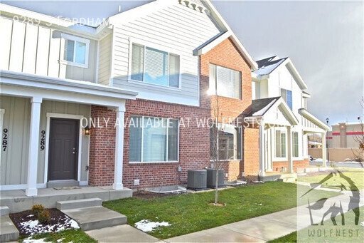 Stunning 3 Bedr Sandy Townhome! No Deposit Option! property image