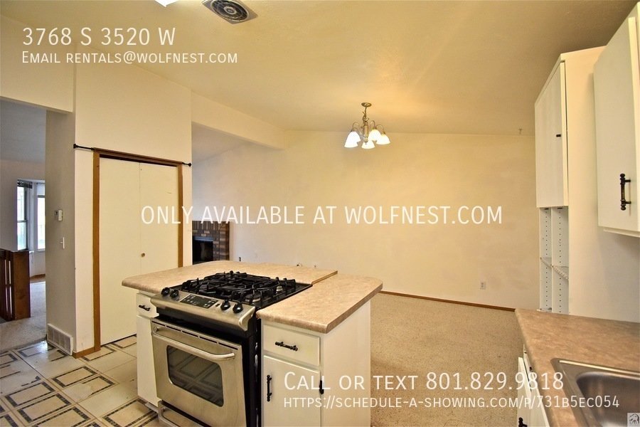 Lovely 3 Bed West Valley Townhome! No Deposit Option! property image