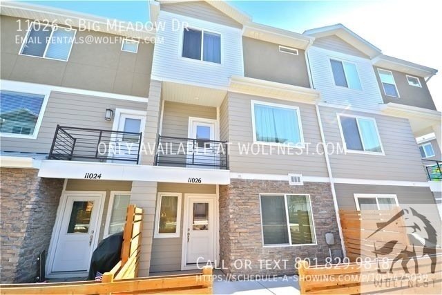 Marvelous 4 Bed South Jordan Townhome! No Deposit Option! property image