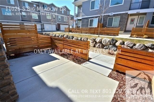 Marvelous 4 Bed South Jordan Townhome! No Deposit Option! property image