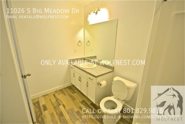 Marvelous 4 Bed South Jordan Townhome! No Deposit Option! property image