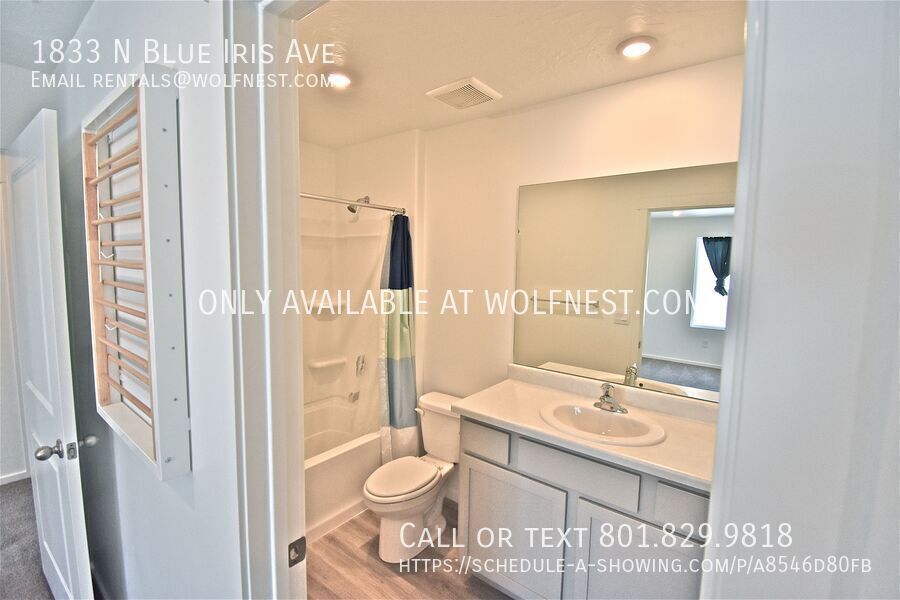 Beautiful 4 Bed Tooele Townhome! No Deposit Option! property image