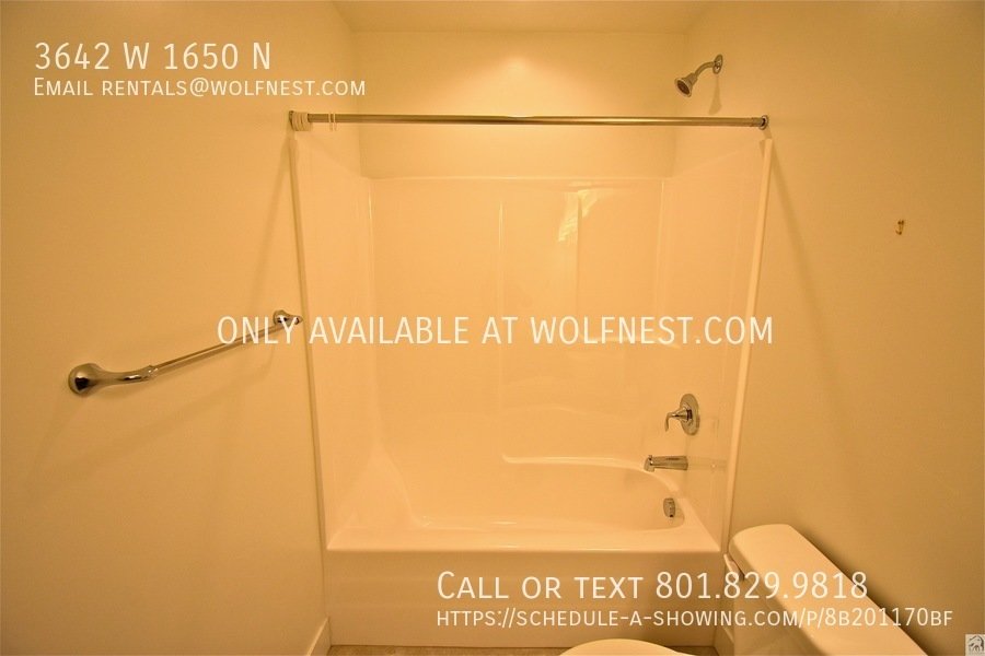 Gorgeous 3 Bed Lehi Townhome! No Deposit Option! property image