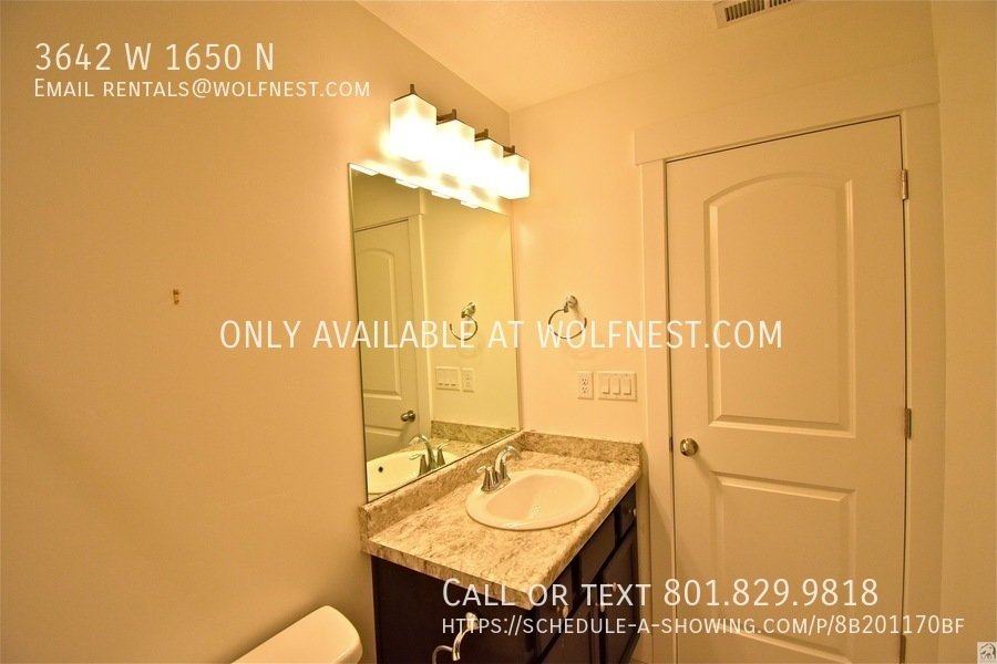 Gorgeous 3 Bed Lehi Townhome! No Deposit Option! property image