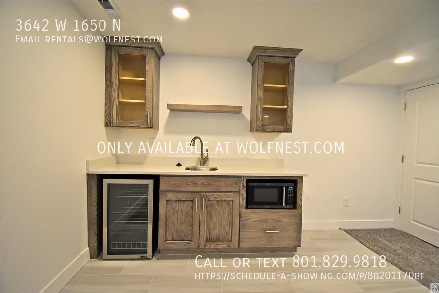 Gorgeous 3 Bed Lehi Townhome! No Deposit Option! property image