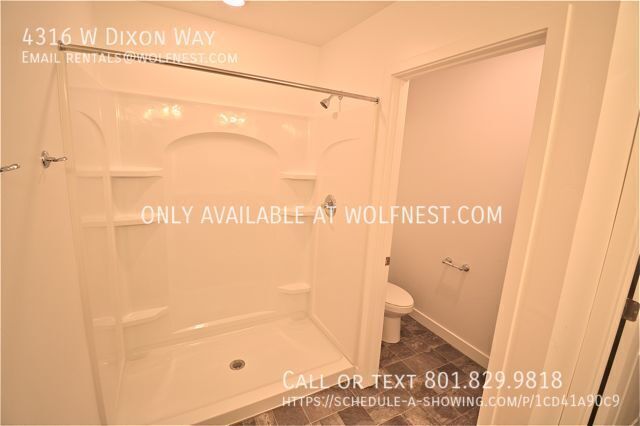 Gorgeous 4 Bed Lehi Townhome! No Deposit Option! property image