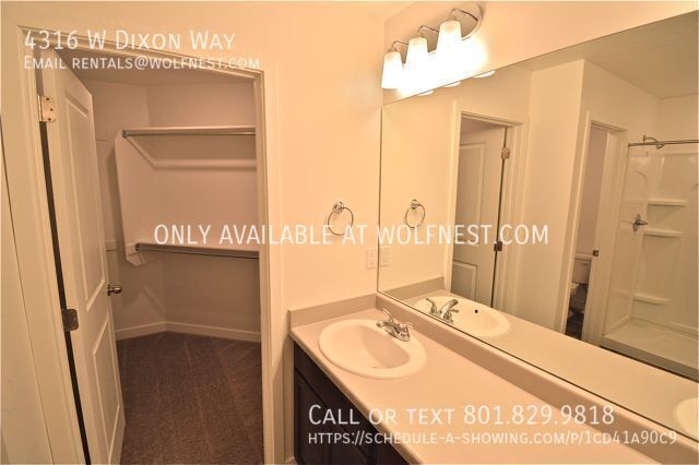 Gorgeous 4 Bed Lehi Townhome! No Deposit Option! property image