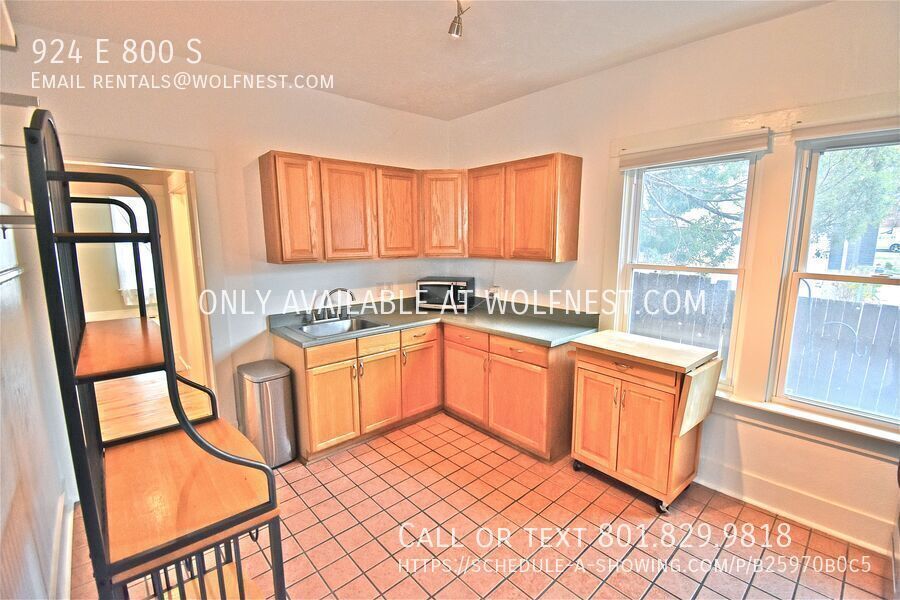 Stunning 1 Bed 9th & 9th Unit! No Deposit Option! property image