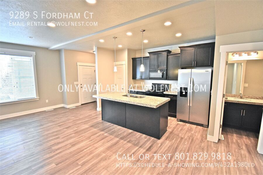 Stunning 3 Bed Sandy Townhome! No Deposit Option! property image