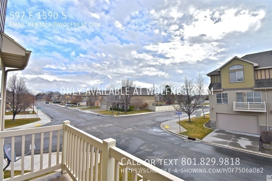 Beautiful 3 Bed Lehi Townhome! No Deposit Option! property image