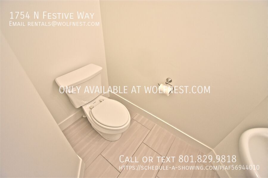 Spacious 3 Bed Saratoga Springs Townhome! No Deposit Option! property image