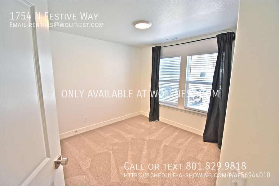 Spacious 3 Bed Saratoga Springs Townhome! No Deposit Option! property image