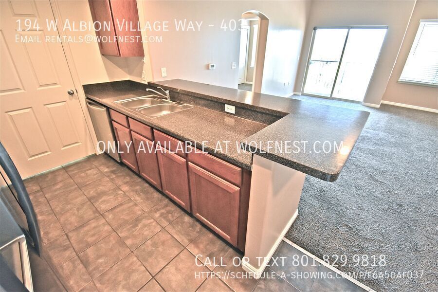 Lovely 2 Bed Sandy Condo! No Deposit Option! property image