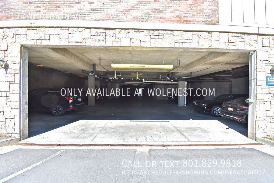 Lovely 2 Bed Sandy Condo! No Deposit Option! property image