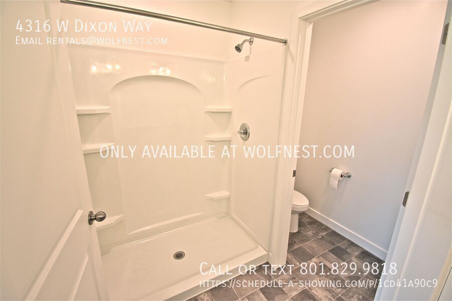 Gorgeous 4 Bed Lehi Townhome! No Deposit Option! property image