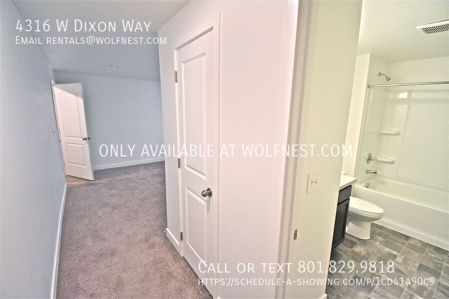 Gorgeous 4 Bed Lehi Townhome! No Deposit Option! property image