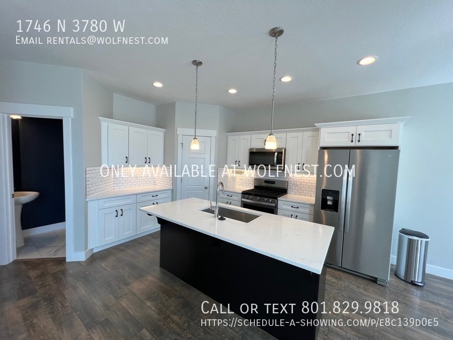 Stunning 4 Bed Lehi Townhome! No Deposit Option! property image
