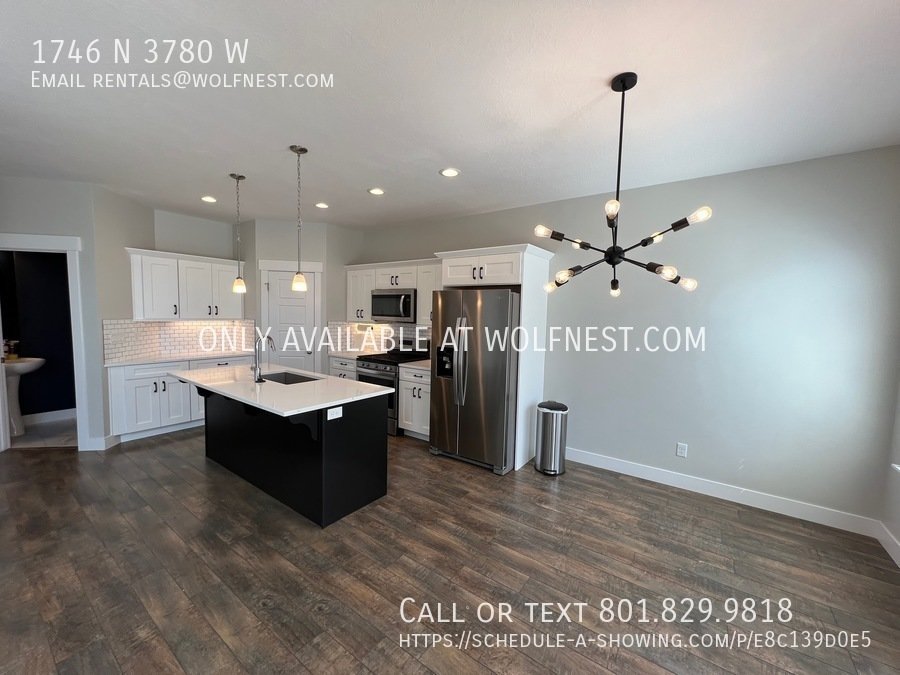 Stunning 4 Bed Lehi Townhome! No Deposit Option! property image