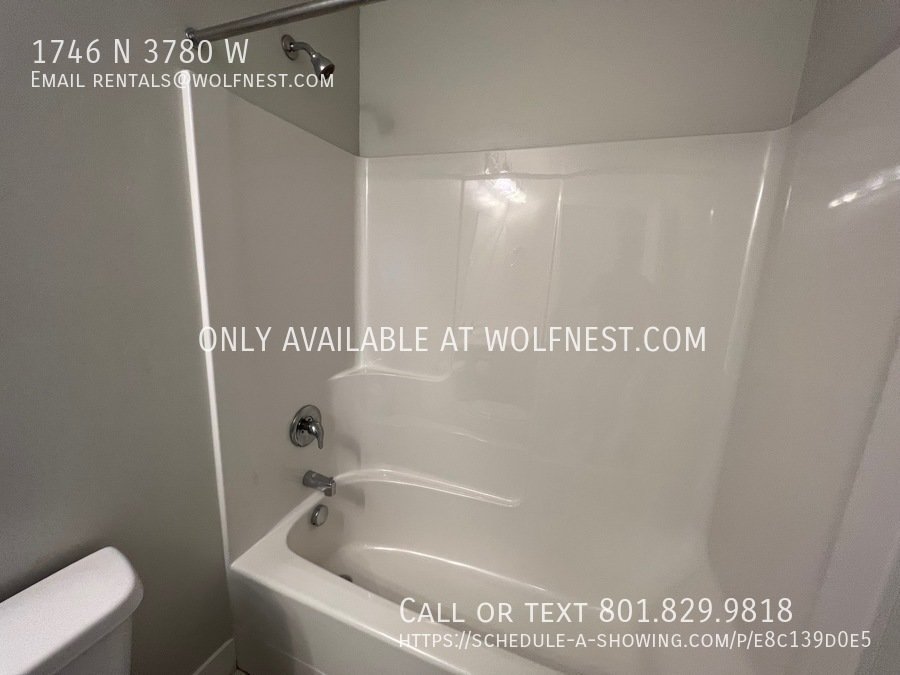 Stunning 4 Bed Lehi Townhome! No Deposit Option! property image