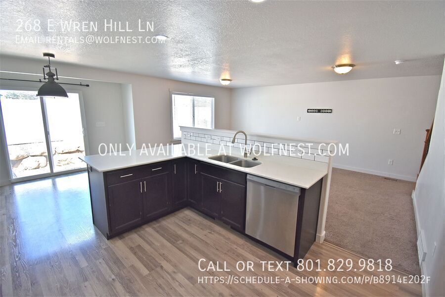 Stunning 3 Bed Saratoga Springs Townhome! No Deposit Option! property image
