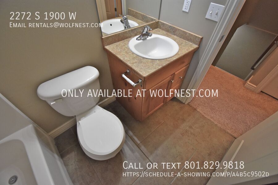 Wonderful 3 Bed Woods Cross Townhome! No Deposit Option! property image