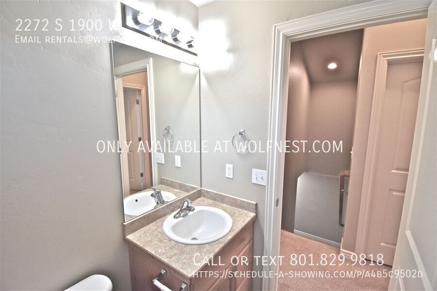 Wonderful 3 Bed Woods Cross Townhome! No Deposit Option! property image