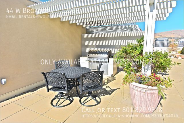 Remodeled 2 Bed Downtown Condo! No Deposit Option! property image