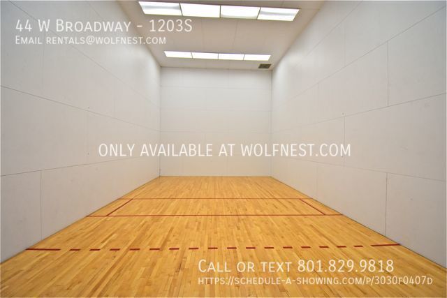 Remodeled 2 Bed Downtown Condo! No Deposit Option! property image