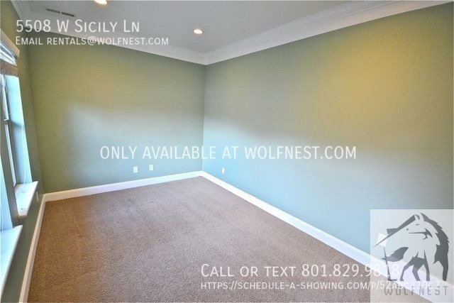 Sensational 3 Bed Highland Townhome! No Deposit Option! property image