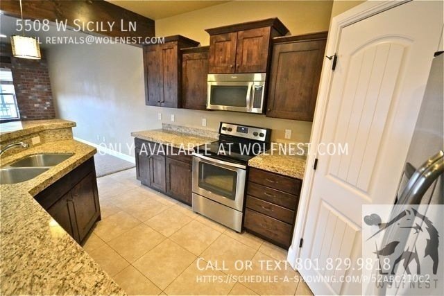 Sensational 3 Bed Highland Townhome! No Deposit Option! property image